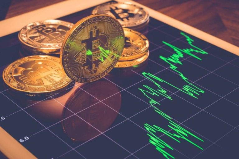 Crypto Market Update: Bitcoin Price Ends Week Higher Following Earlier Losses